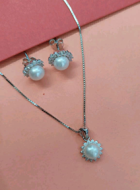 Silver Never Enough Pearl Set